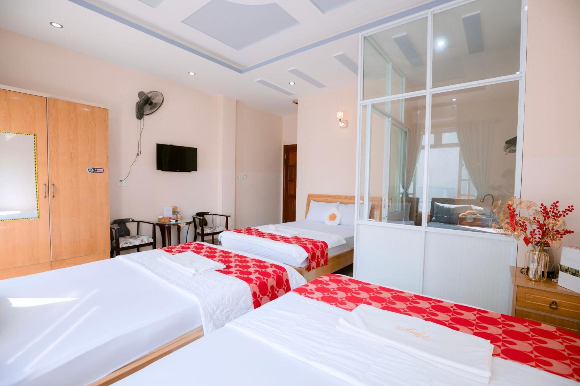 Calido Hotel Вунг Тау Екстериор снимка